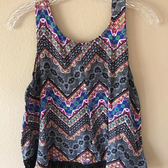 Stoosh Cute Tank Top  - Picture 2 of 3